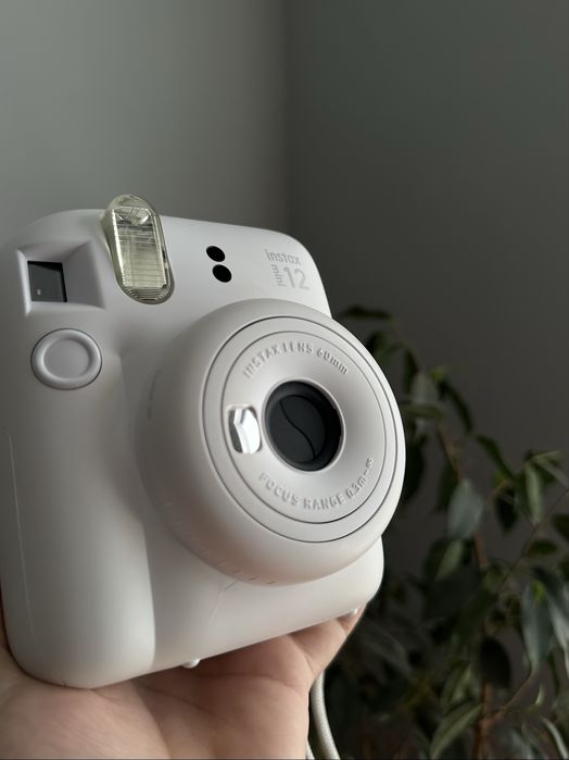 Фотоапарат ( фотик,фотоплівка)Fujifilm Instax Mini 12 White