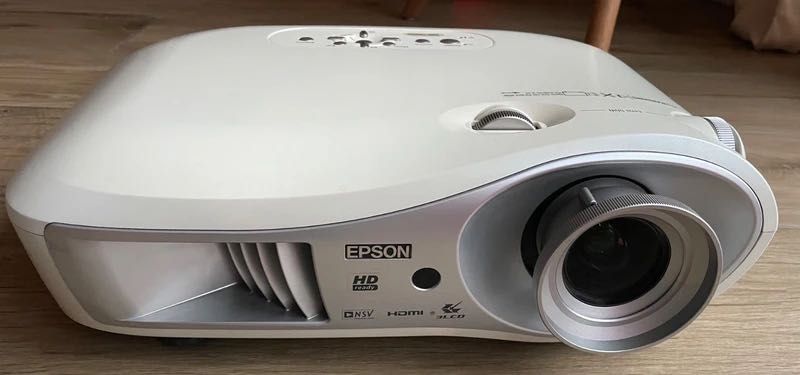 projektor        Epson