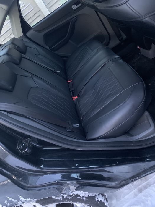 Продам Форд фокус туррбо дизель 2.0 автомат 2010