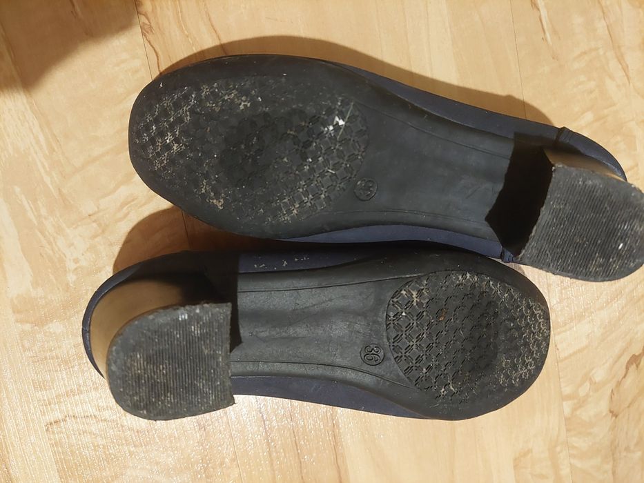 Buty damskie marki Via qiulia rozmiar 36