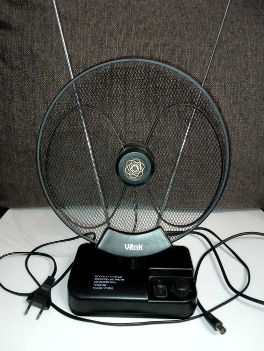 Vitek VT-3853 GY,  антенна с усилителем сигнала для Т2