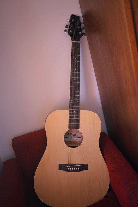 Guitarra violão como nova e saco para guardar