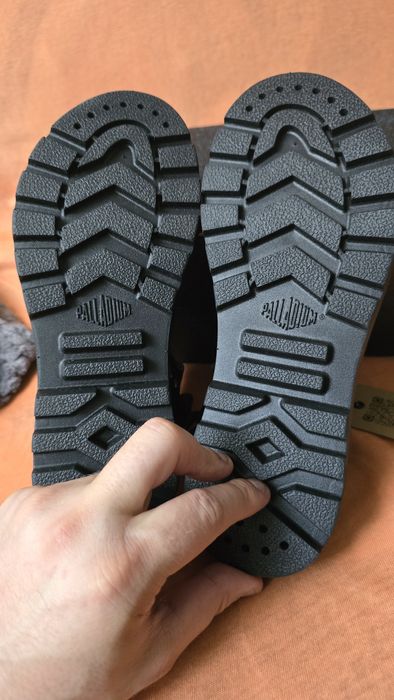 Sandałki Palladium rozmiar 38