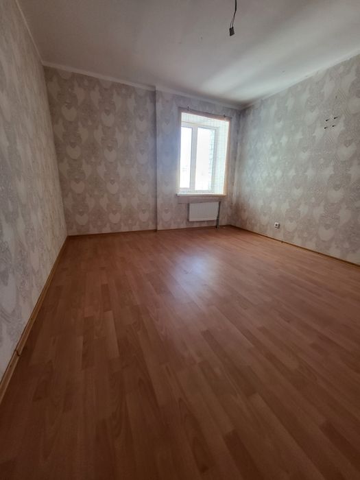 Продаётся 3-комнатная квартира 94 м² в доме ОСББ. Левый берег.  Y.A.