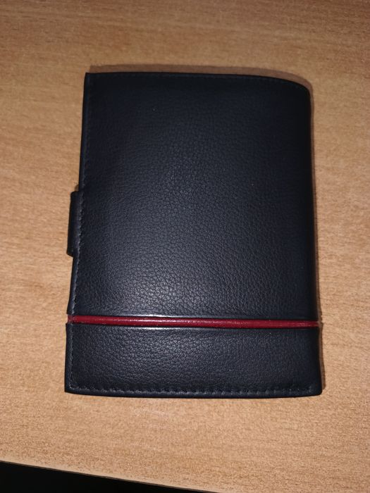 Продам новий  шкіряний чоловічий гаманець!