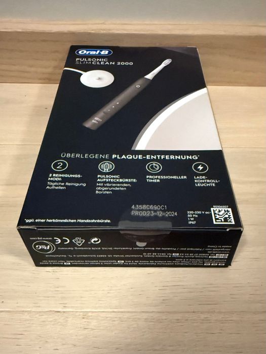Oral-B Pulsonic SlimClean 2000 Black – звукова зубна щітка