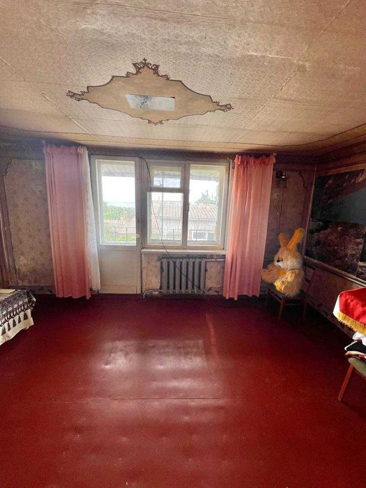 Продається ВИДОВИЙ 2-х поверховий будинок з двома гаражами,