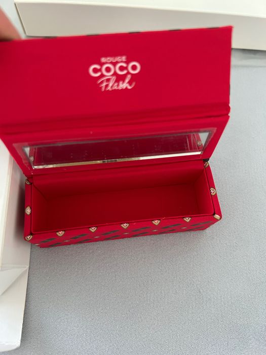 Косметичка та футляр для помади  Chanel, оригінал бʼюті серія