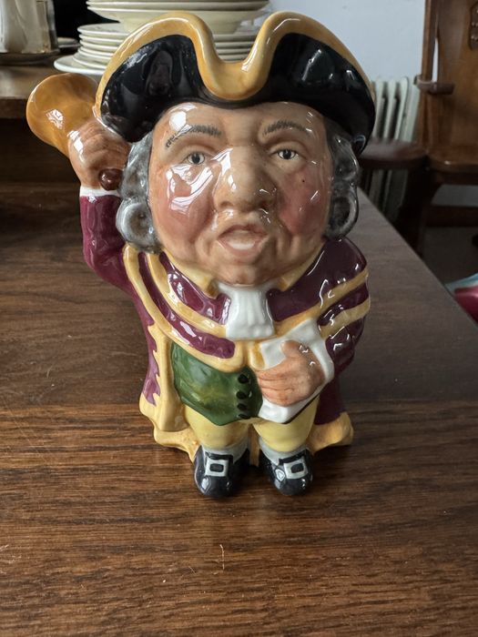 Старовинні англійські колекційні       кухлі  Toby