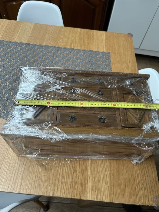 Movel pequeno antigo