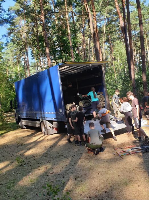 Usługi Transportowe Poznań Solówka/ Winda 1,5 t /Firana/ Paleciak  elektryczny