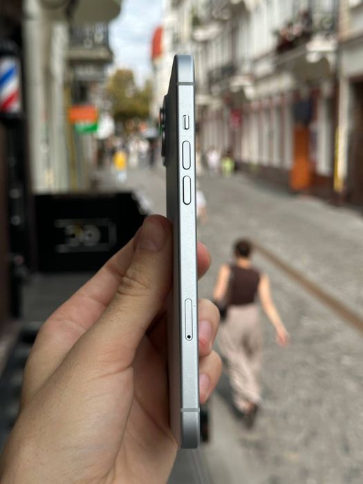 Apple iPhone 15 Plus 256gb Blue Neverlock стан нового / фізична сім / 100% акум