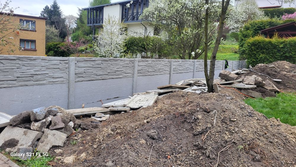 Montaż ogrodzeń betonowych