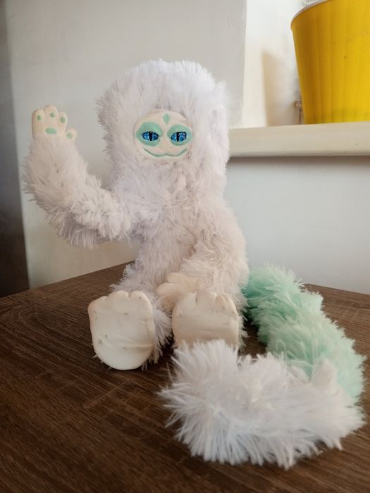 Незвичні іграшки ручної роботи (Єтті)