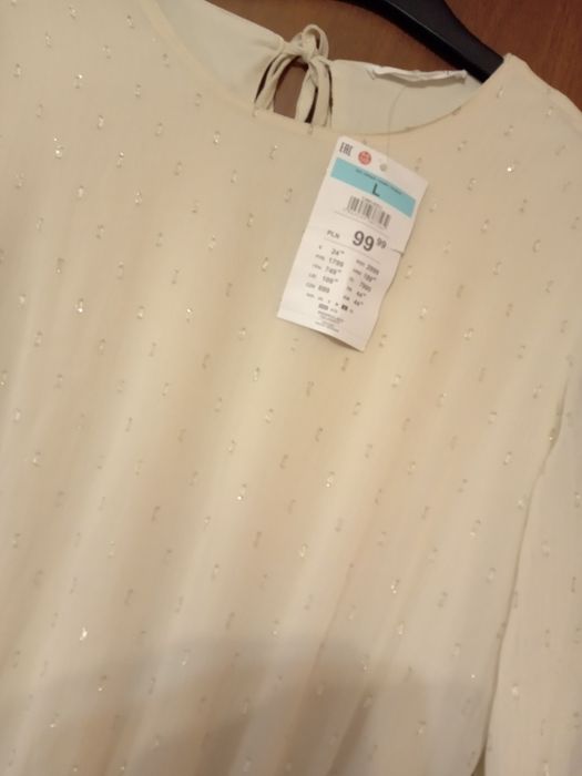 Sukienka nowa elegancka z* Sinsey*