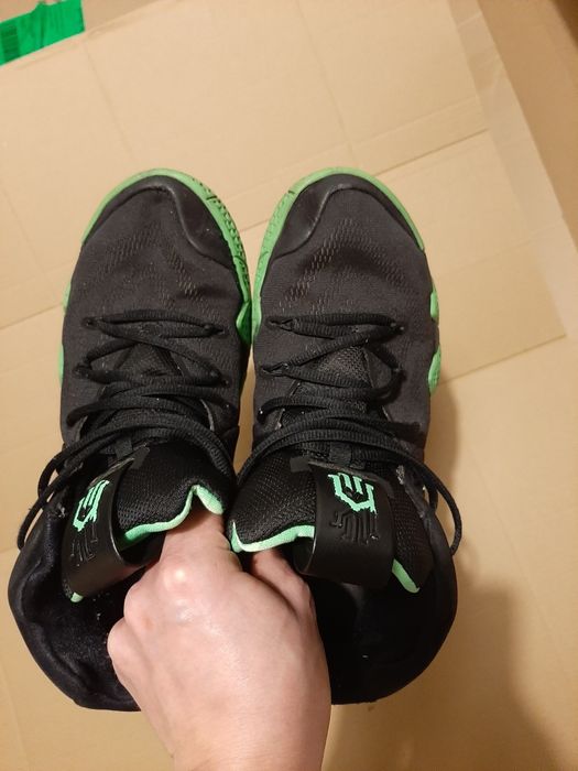 NIKE KYRIE 4 halloween