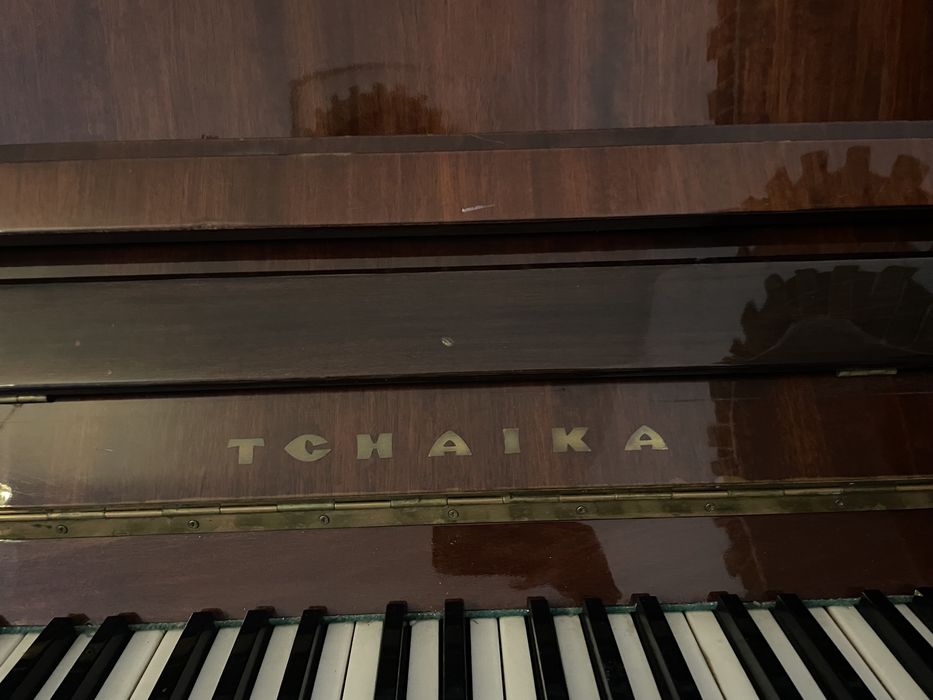 Pianino klasyczne Tchaika