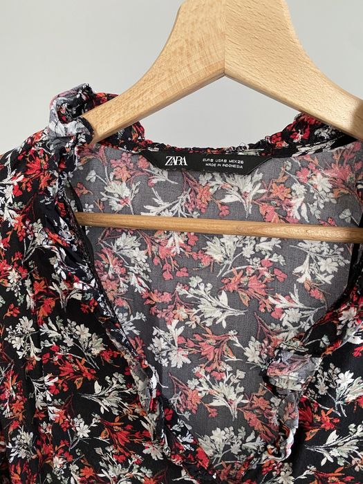 Sukienka mini Zara S36 w kwiaty chrzest komunia dekold V