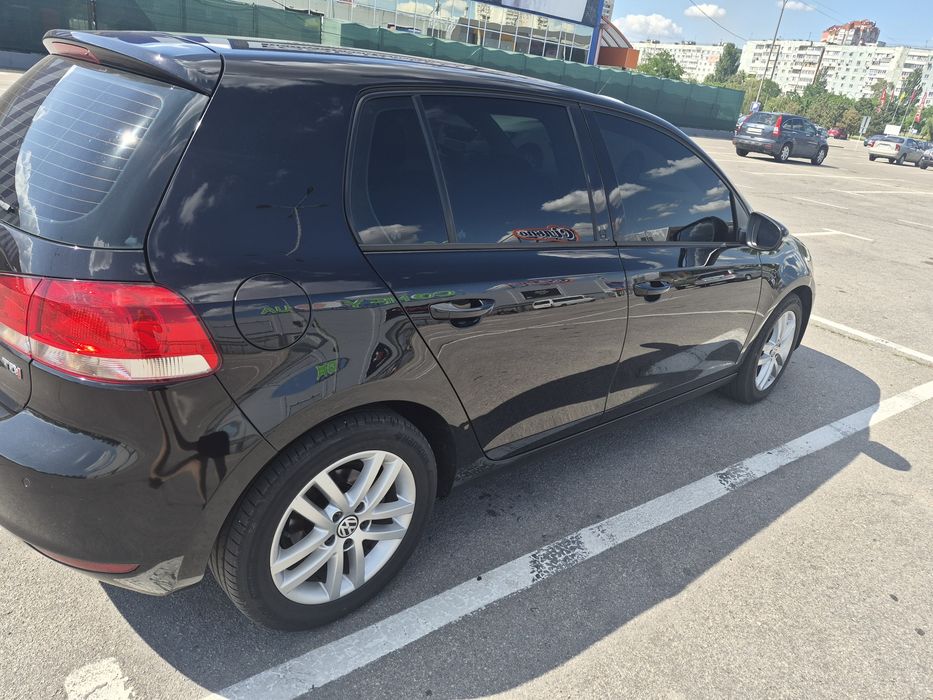 Volkswagen Golf 6  2011 года