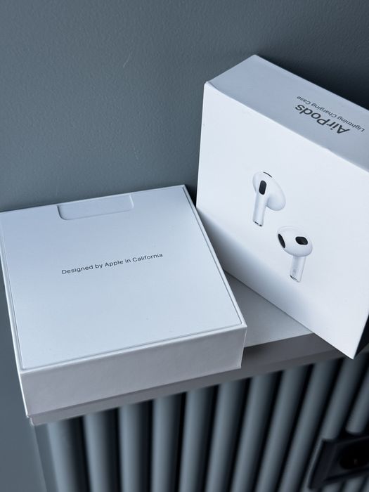 Наушники AirPods (3rd generation) Продам