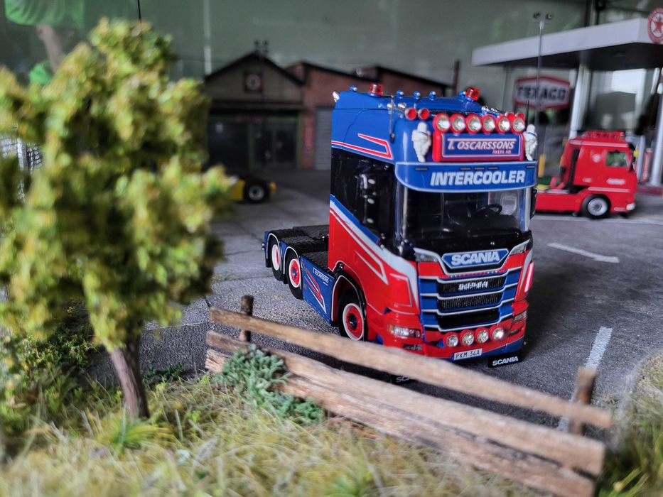 Model  Scania firma Tekno skala 1.50