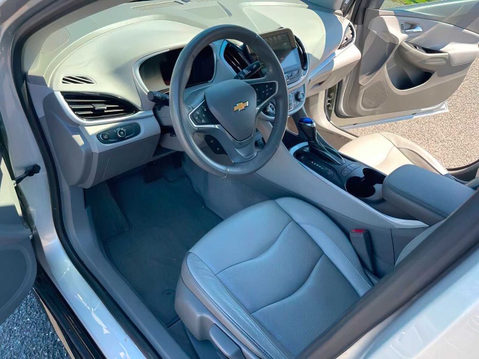 Chevrolet Volt LT      2016