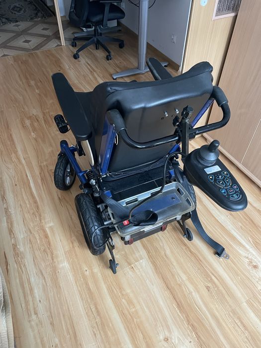 Wozek inwalidzki elektryczny MEURA Ichair MC3