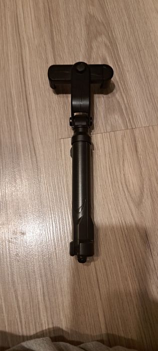 Tripod do robienia zdjęć na bluetooth