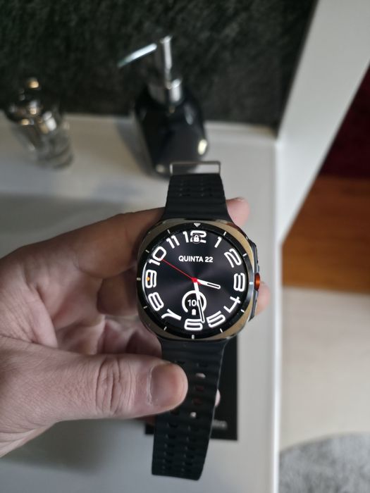 Samsung Galaxy Watch Ultra – Usado em Bom Estado
