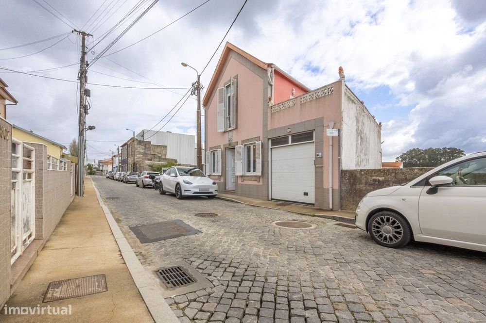 Moradia individual perto da praia, em Lavra -  Matosinhos