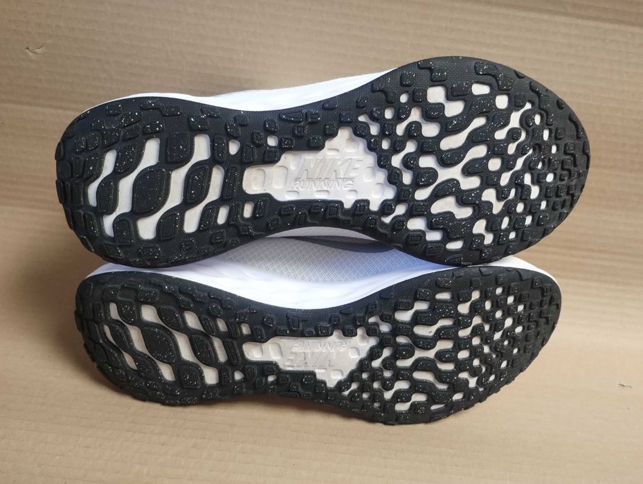 buty sportowe 45,5 Nike revolution