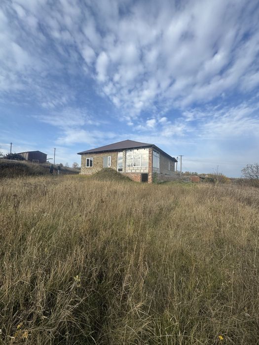 Продам дом новострой 150м.кв. без внутринних робот Яковлевка