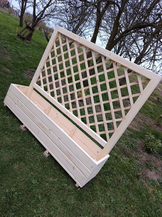 Huśtawki ogrodowe, Ławki