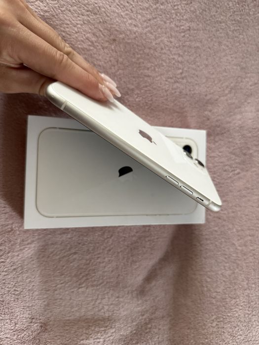 Iphone 11 128gb srebrny apple