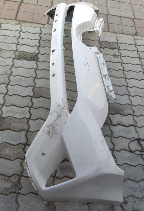 TOYOTA RAV-4 IV Накладка кришки багажника 1G4 12-