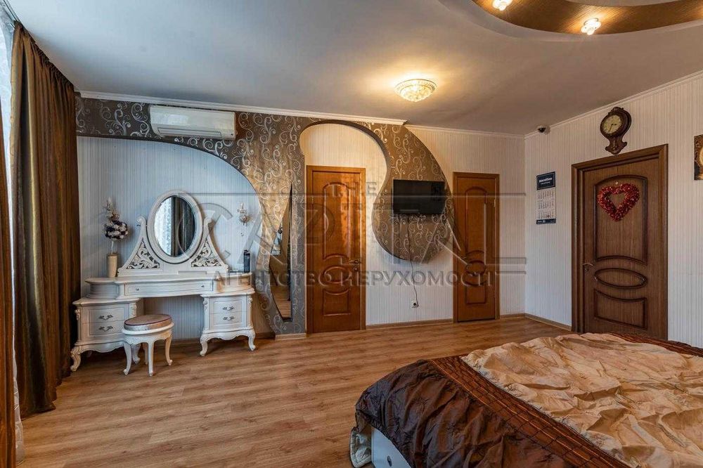 Продаж квартири, Дніпровська наб., Нова Дарниця