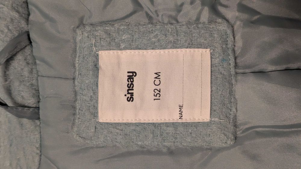 Wiosenny płaszcz Sinsay 152