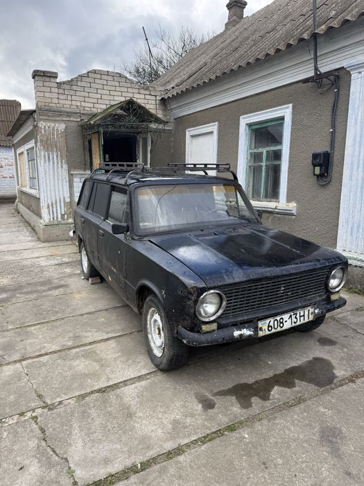 Продам жигуль 2102