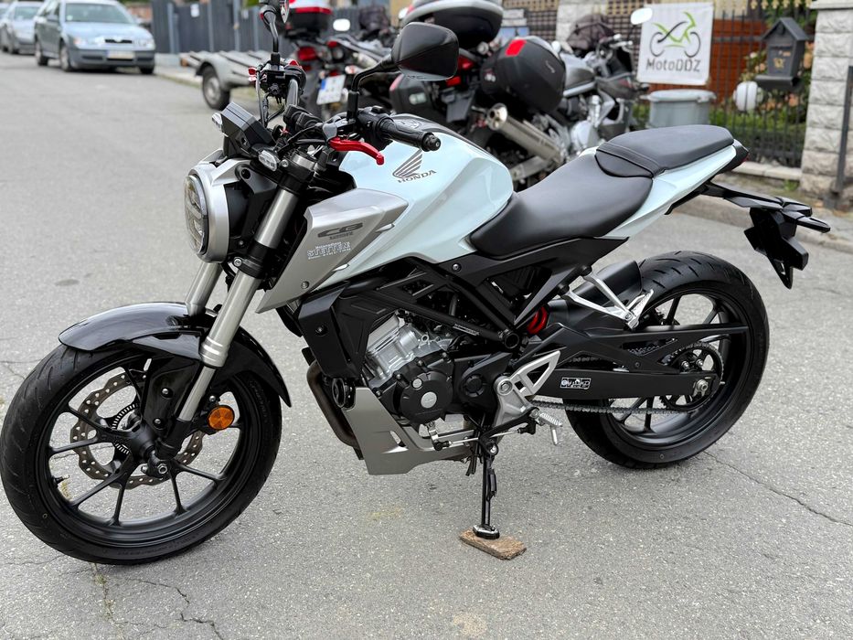 Honda CB125R - CB125 CB 125R 125 R - Niemcy - LeoVince - CB Honda