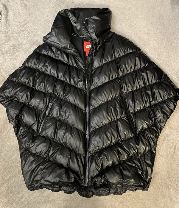 NIKE пуховий жилет