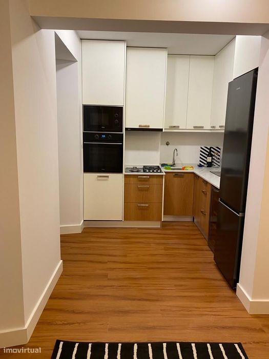 Apartamento T2 para Arrendamento | Arroios