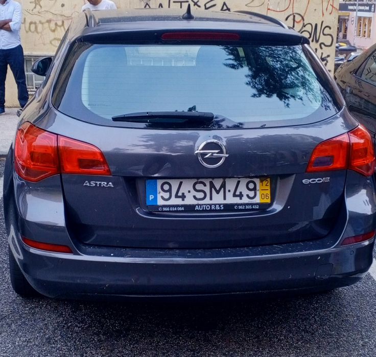 Opel astra 2012. Bom estado