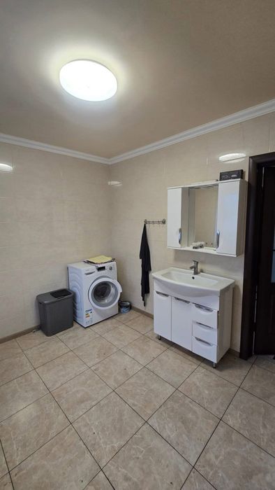 Продаж будинку смт Рокитне.Київська обл