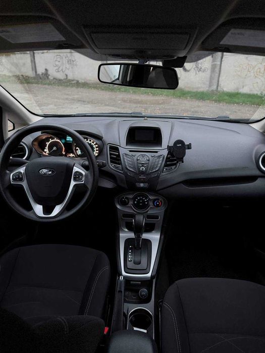 Форд фієста 2019