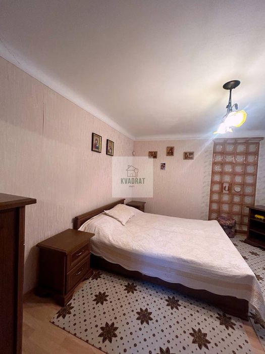 Продам затишний будинок з басейном та зоною відпочинку біля Дністра