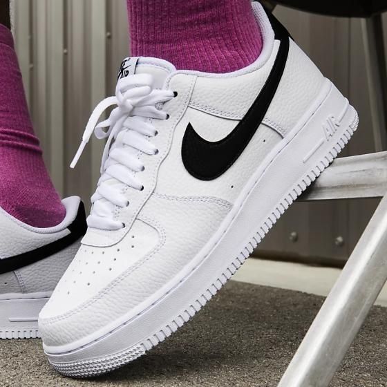 Кроссовки Nike Air Force 1 07. Розмір 41-44
