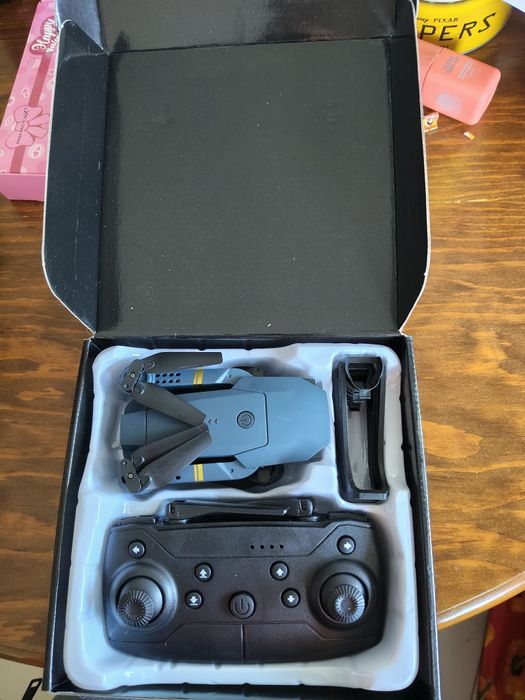 Drone novo e em caixa447380916116531200