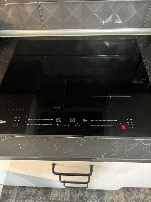 Płyta indukcyjna Wls6960BF Whirlpool