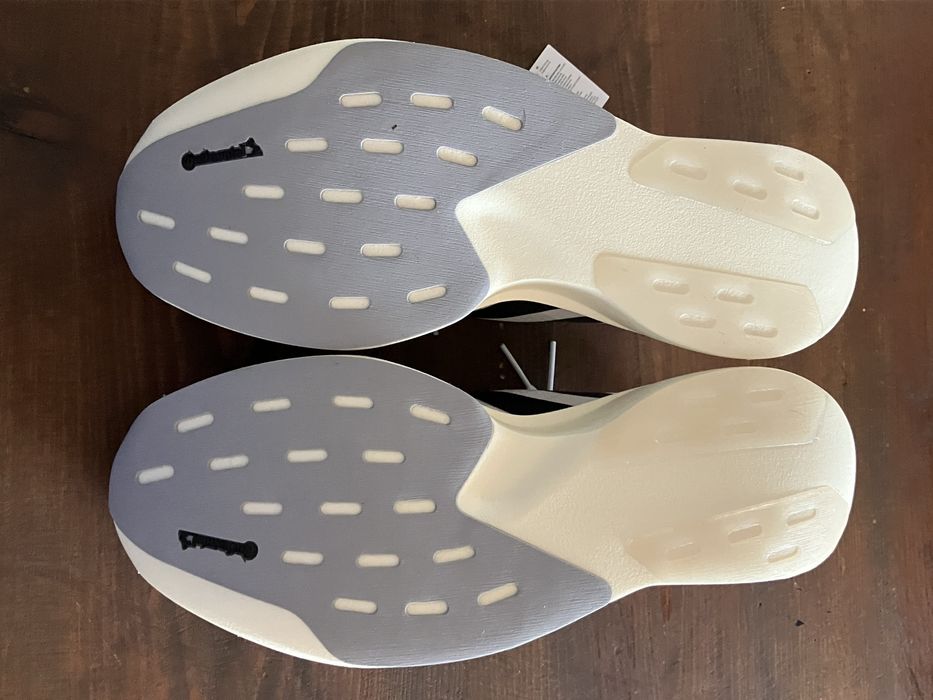 Ténis Adidas Adizero Evo SL