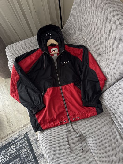 nike vintage jacket - купить мужскую одежду - Цена на OLX.ua